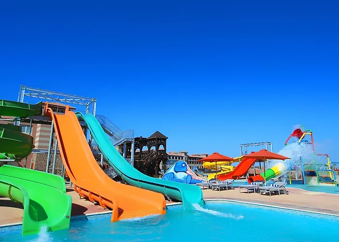 Coral Sea And Aqua Park Resort