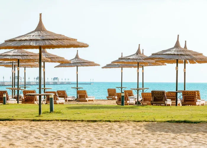 Coral Sea And Aqua Park Resort